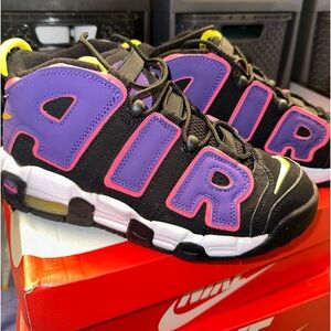 NIKE AIR MORE UPTEMPO